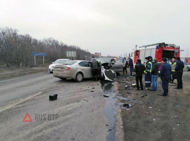 64-летний мужчина на Kia разбился в Ростовской области