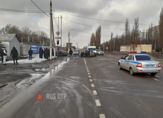 Массовое ДТП произошло на перекрестке в Курчатове