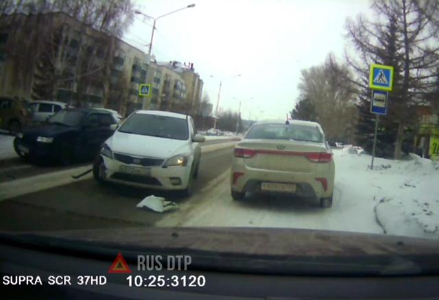 Водитель «Лады» хотел развернуться Водитель «Лады» хотел развернуться