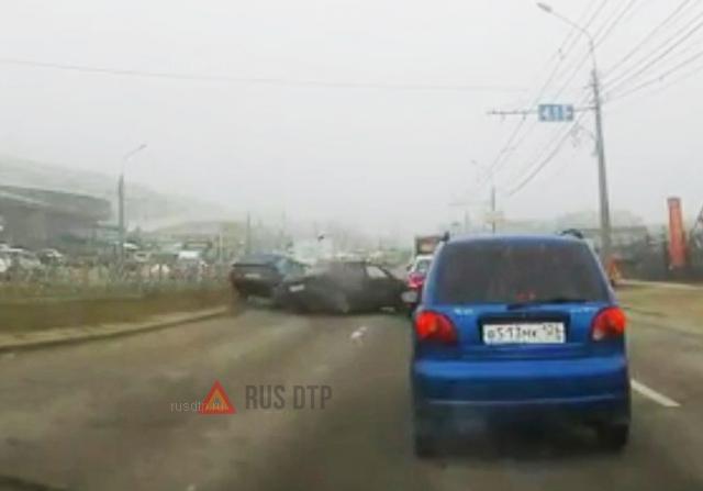 ДТП на улице Кулакова в Ставрополе ДТП на улице Кулакова в Ставрополе
