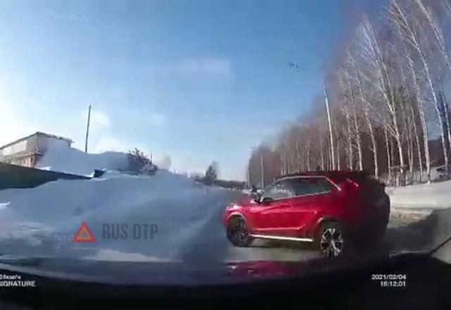 Высадил пассажира и решил развернуться Высадил пассажира и решил развернуться