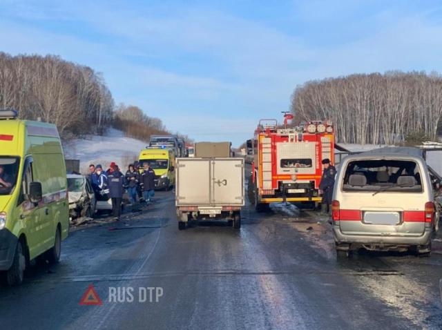 Два человека погибли в ДТП под Новосибирском