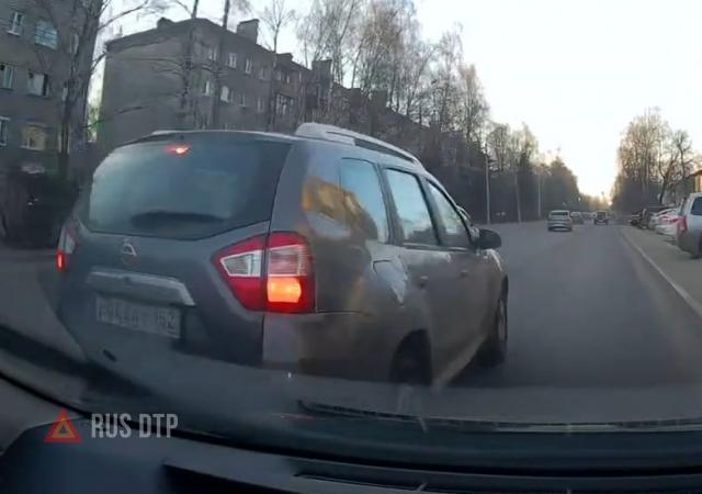 ДТП в Нижнем Новгороде на улице Рябцева ДТП в Нижнем Новгороде на улице Рябцева
