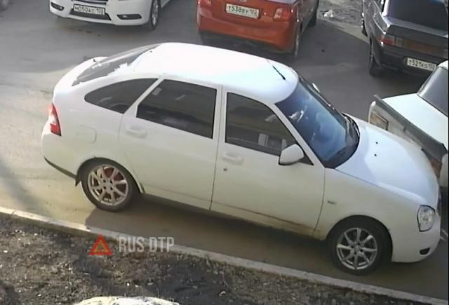 ДТП во дворе ДТП во дворе
