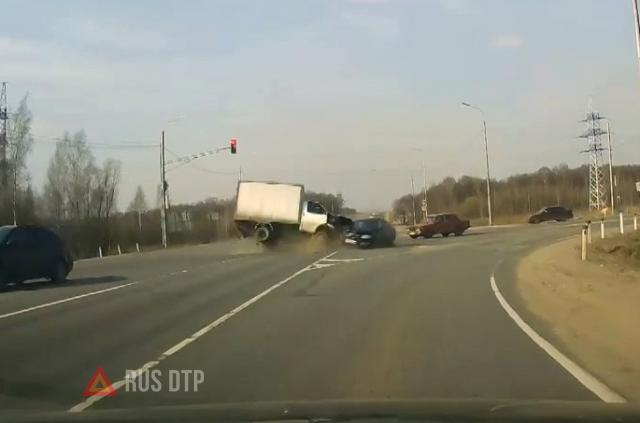 ДТП на Одоевском шоссе в Туле ДТП на Одоевском шоссе в Туле