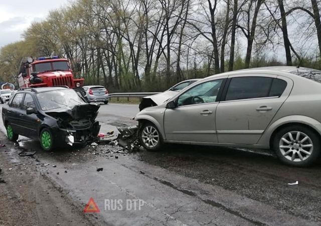 47-летняя пассажирка «Лады» погибла в ДТП на трассе Курск — Саратов