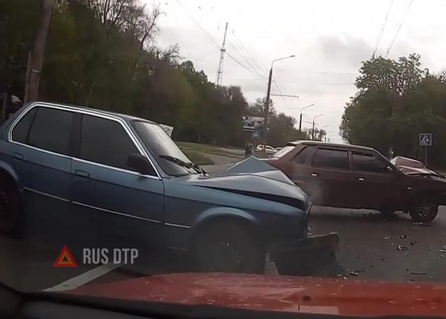 ДТП с участием BMW в Запорожье ДТП с участием BMW в Запорожье