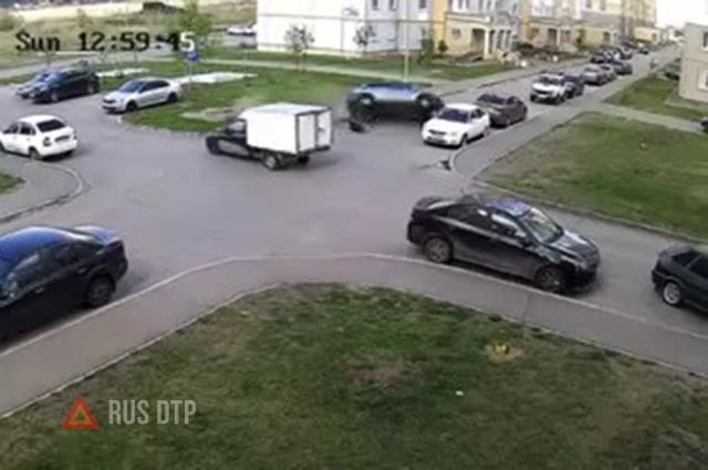 ДТП с переворотом в Нижнекамске ДТП с переворотом в Нижнекамске