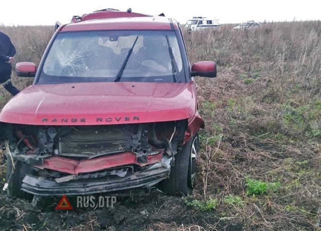 Компания из четырех человек разбилась на автомобиле в Нижегородской области