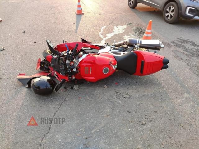 Мотоциклист пострадал в результате ДТП в Альметьевске. ВИДЕО