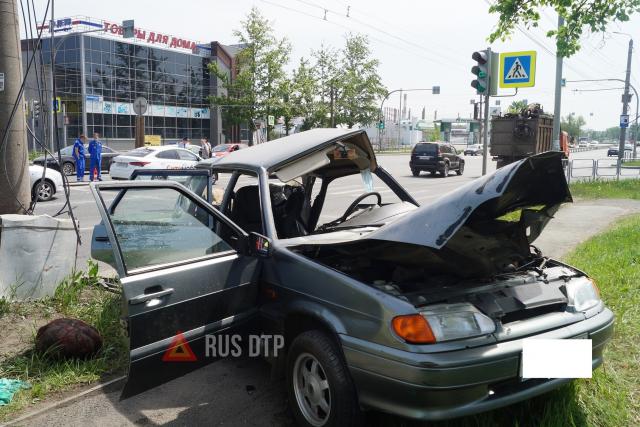 Водитель «Лады» погиб в ДТП в Челябинске