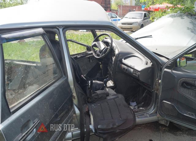 Водитель «Лады» погиб в ДТП в Челябинске