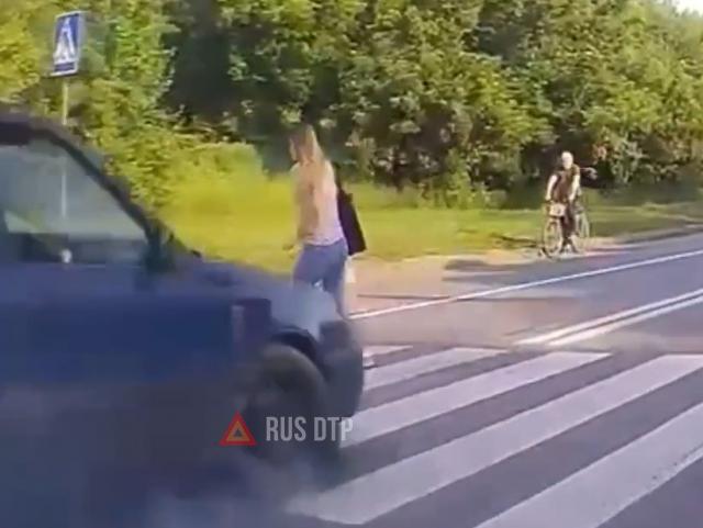 Избегал наезда на пешехода и сделал «сделал уши» Избегал наезда на пешехода и сделал «сделал уши»