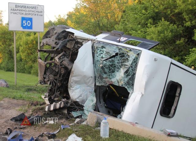 Водитель микроавтобуса погиб в ДТП на трассе М-2 «Крым»