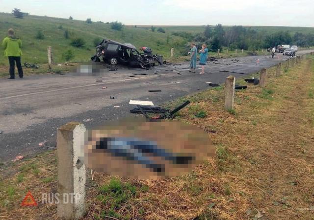 Двое молодых людей погибли в ДТП в Волгоградской области
