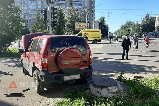 В Архангельске в ДТП с участием скорой погиб пешеход