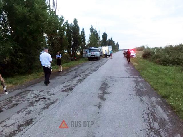 Семья попала в смертельное ДТП в Ростовской области