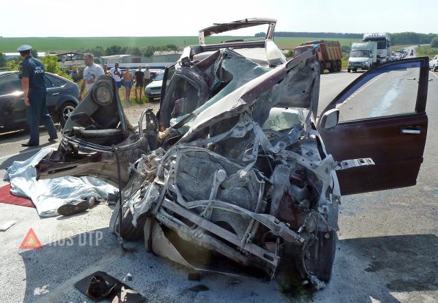 Мужчина и женщина погибли в ДТП в Мордовии