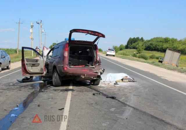 Мужчина и женщина погибли в ДТП в Мордовии