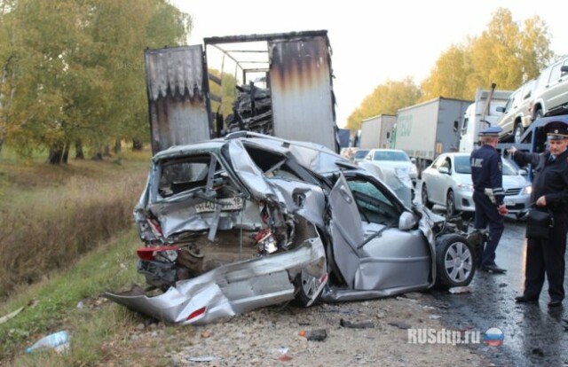 Жуткое ДТП в Удмуртии. Столкнулись 9 автомобилей 