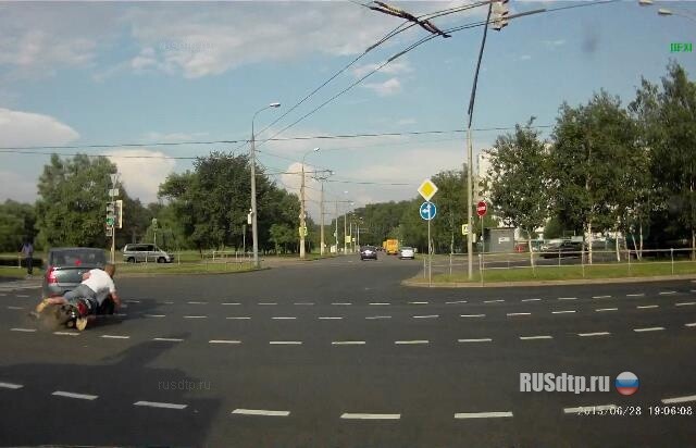 Скутер vs Логан 