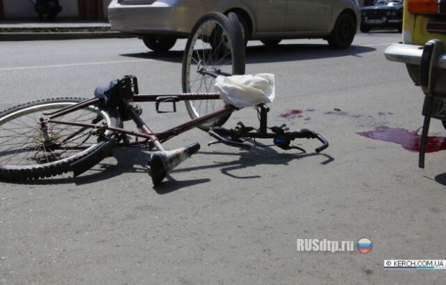 Я не виновата, и я тоже, он сам упал 