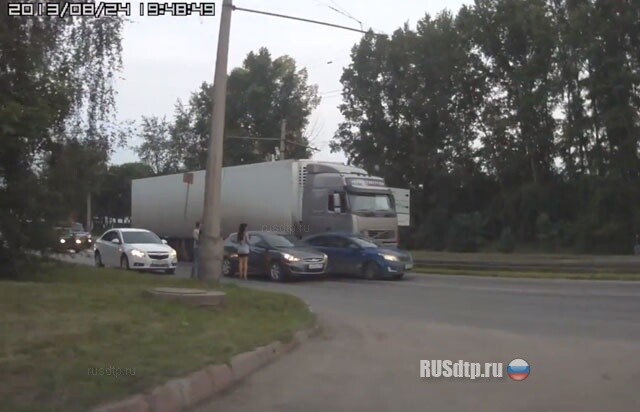Два ДТП в одном месте 