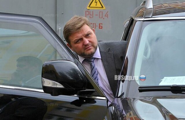 Автомобиль губернатора Кировской области Никиты Белых сбил пешехода 