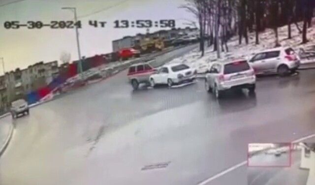 В Петропавловске-Камчатском УАЗ Росгвардии врезался в стоящий автомобиль 