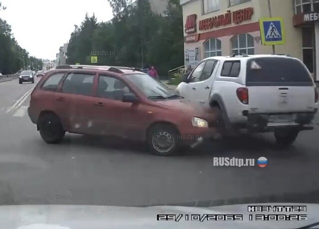 ДТП на перекрестке Попова — Троицкий