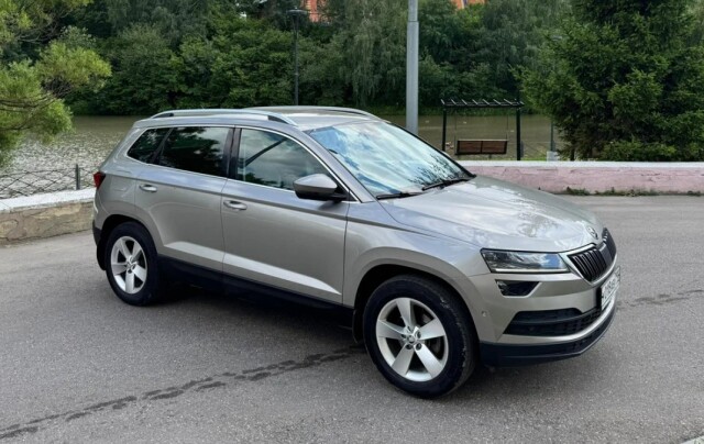 Пересел с Toyota RAV4 на Skoda Karoq — и вот мое мнение 