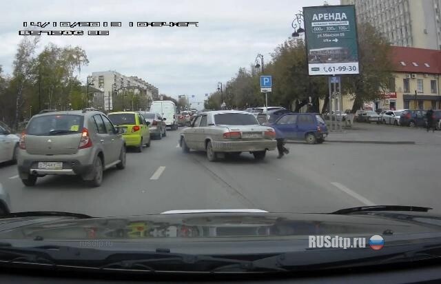 Волговод сбил бабушку 