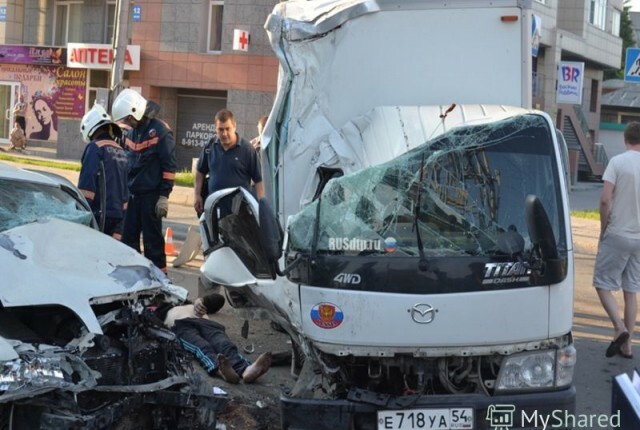 Девушка на Тойоте убила водителя грузовика 