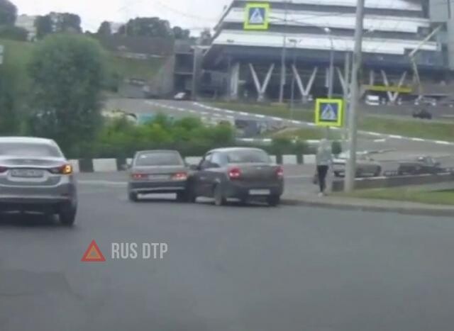 ДТП в Чебоксарах на кольце возле «Каскада»