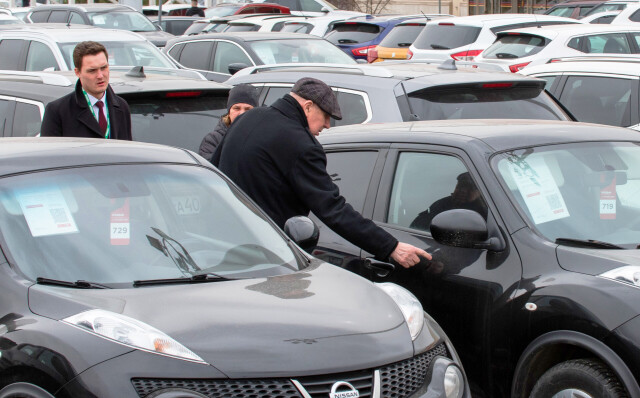 В России начали оспаривать сделки с автомобилями по «схеме Долиной» 