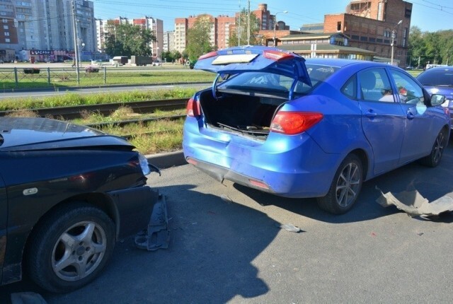 Массовое ДТП в Череповце попало на видео 