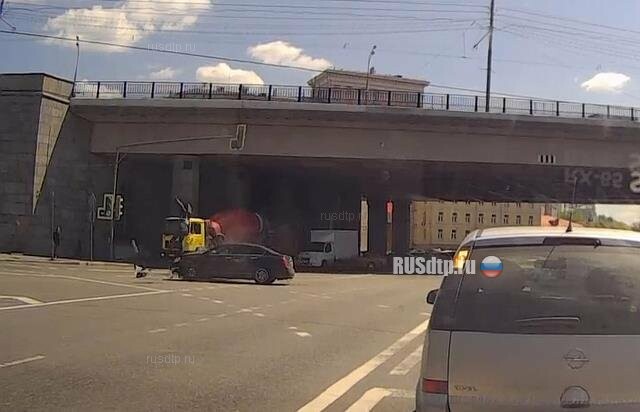 ДТП с участием мотоциклиста в Москве