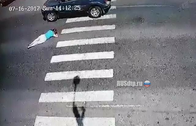 Сбили женщину на пешеходном переходе 
