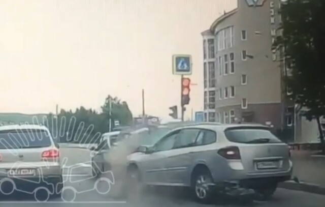 Массовое ДТП произошло на Кольском проспекте в Мурманске