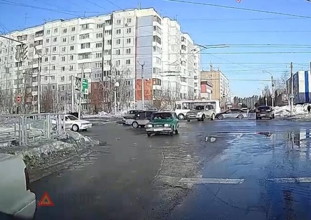 Водитель «четверки» скрылся