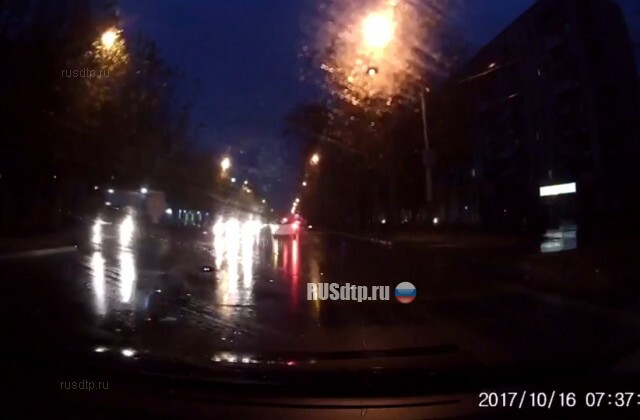 Момент наезда на детей в Новосибирске запечатлел видеорегистратор