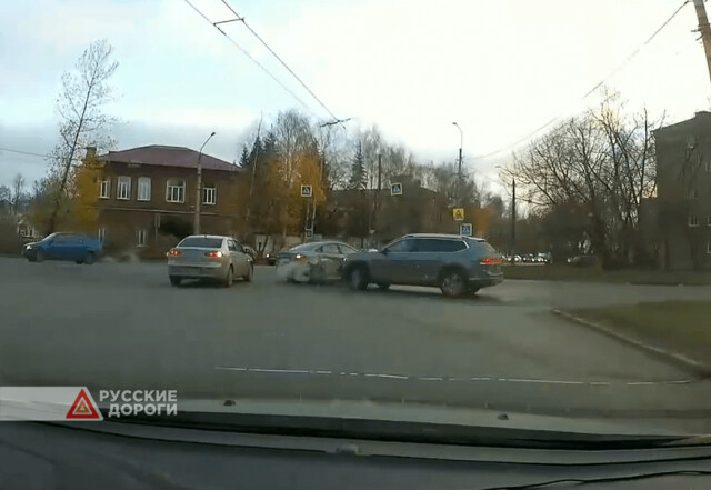 Авария лада веста