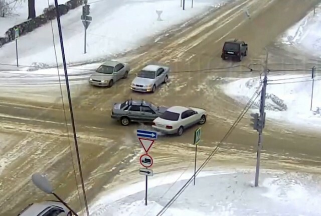 ДТП на перекрестке Ленина — Кожевенный