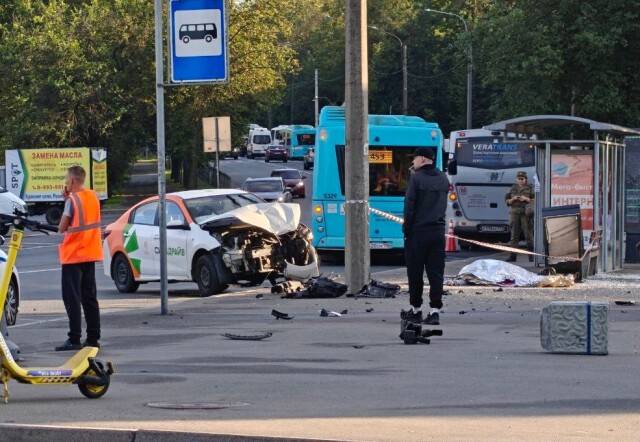 В Петербурге оглашен приговор в отношении 36-летнего водителя, сбившего двух женщин на остановке 