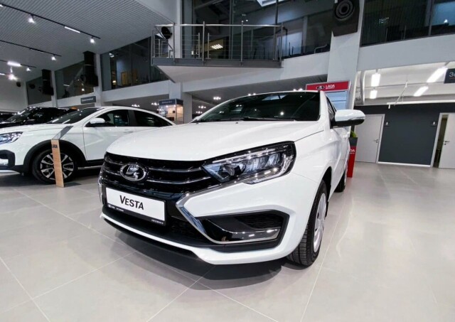 Стало известно, когда начнется выпуск автомобиля Lada Vesta с китайской «механикой» 