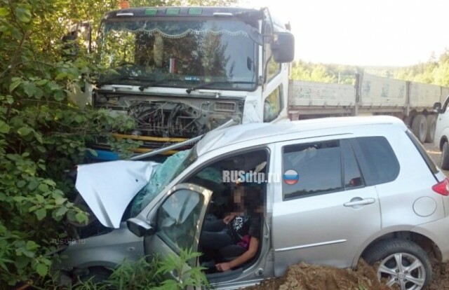 На Сахалине водитель грузовика устроил смертельное ДТП и сбежал 