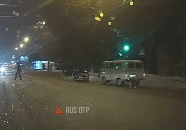 20-летний водитель сбил женщину в Вологде. ВИДЕО