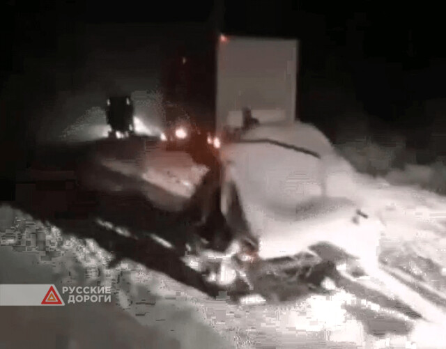 Массовое ДТП произошло в  условиях снегопада на Ямале