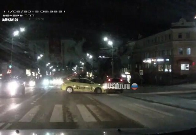 ДТП с участием такси в Подольске