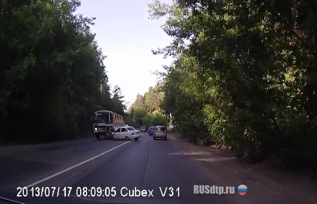 Ушел на встречку, не тормозя 